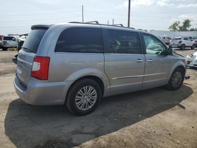 Photo 2 VIN: 2C4RC1CGXGR303770 - CHRYSLER TOWN & COU 