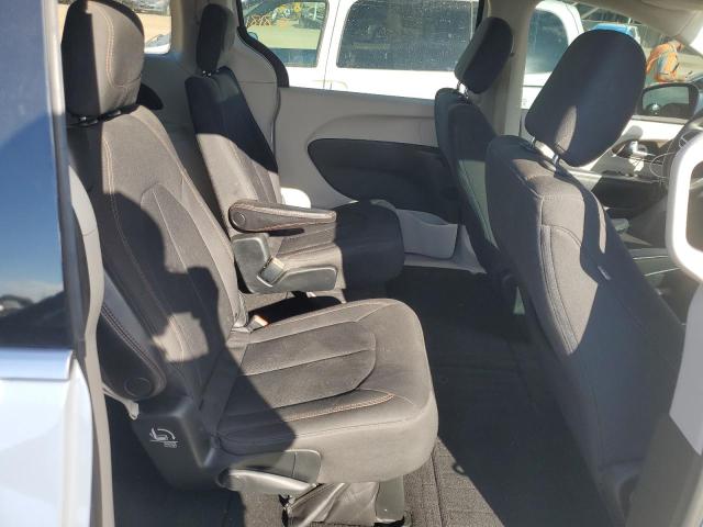 Photo 10 VIN: 2C4RC1CGXJR130095 - CHRYSLER PACIFICA L 