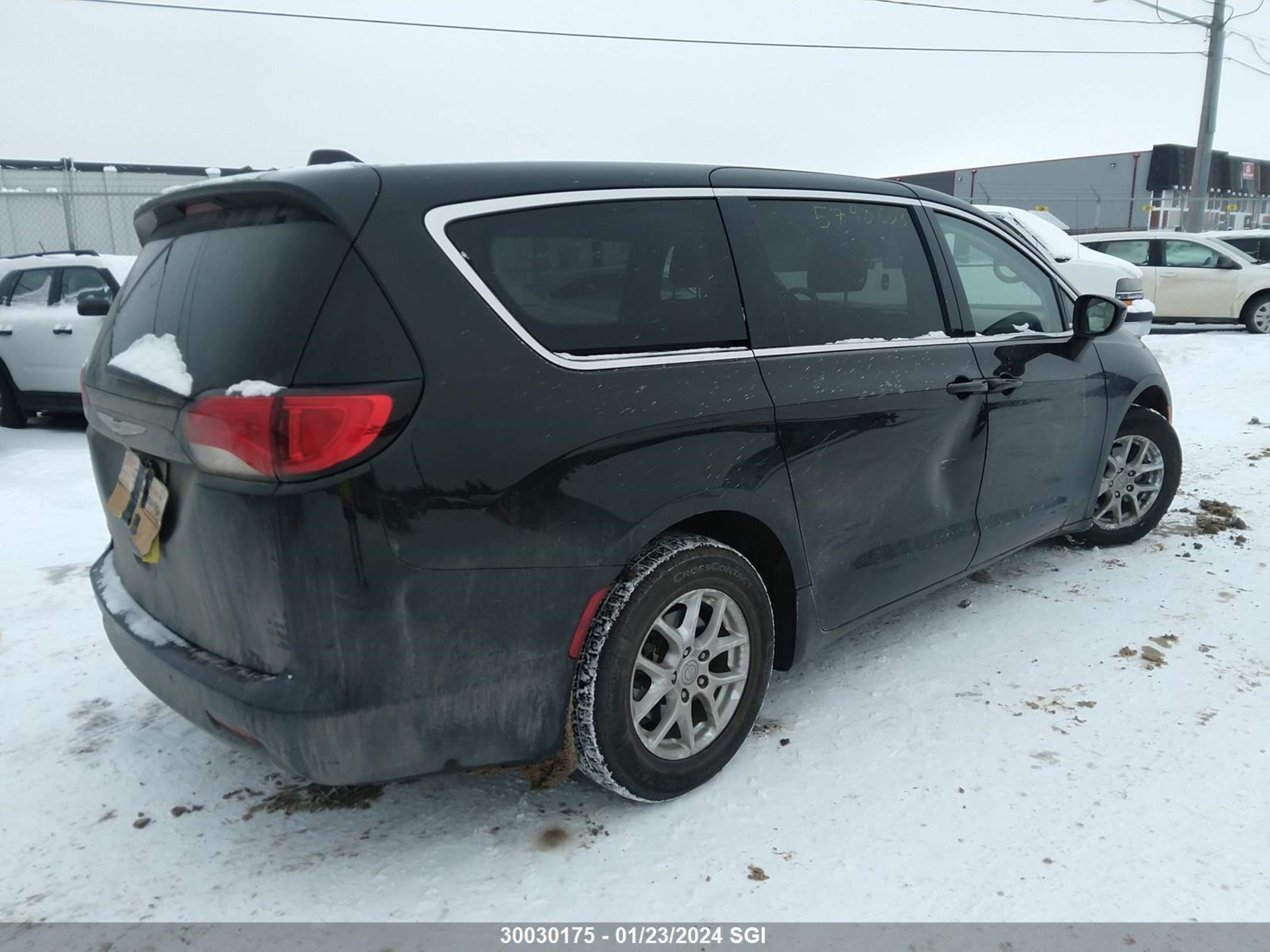 Photo 3 VIN: 2C4RC1CGXKR702056 - CHRYSLER PACIFICA 