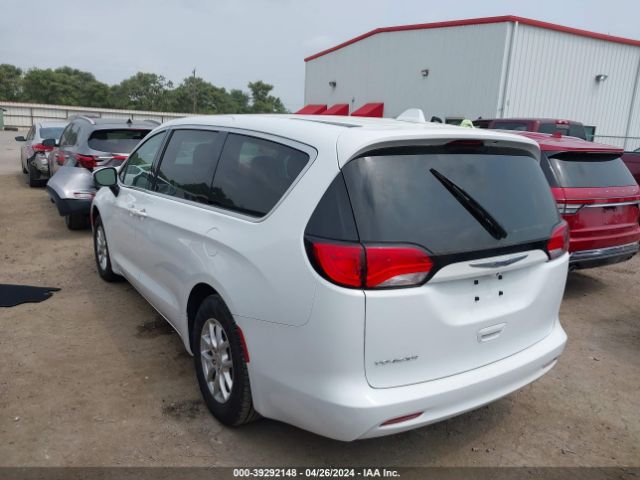 Photo 2 VIN: 2C4RC1CGXLR163164 - CHRYSLER VOYAGER 