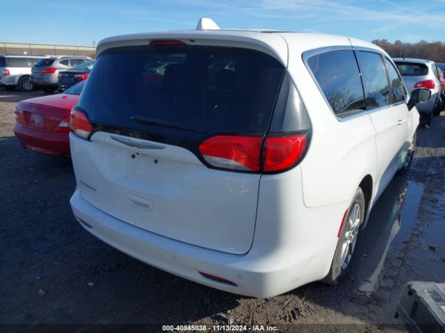 Photo 3 VIN: 2C4RC1DG0HR642859 - CHRYSLER PACIFICA 