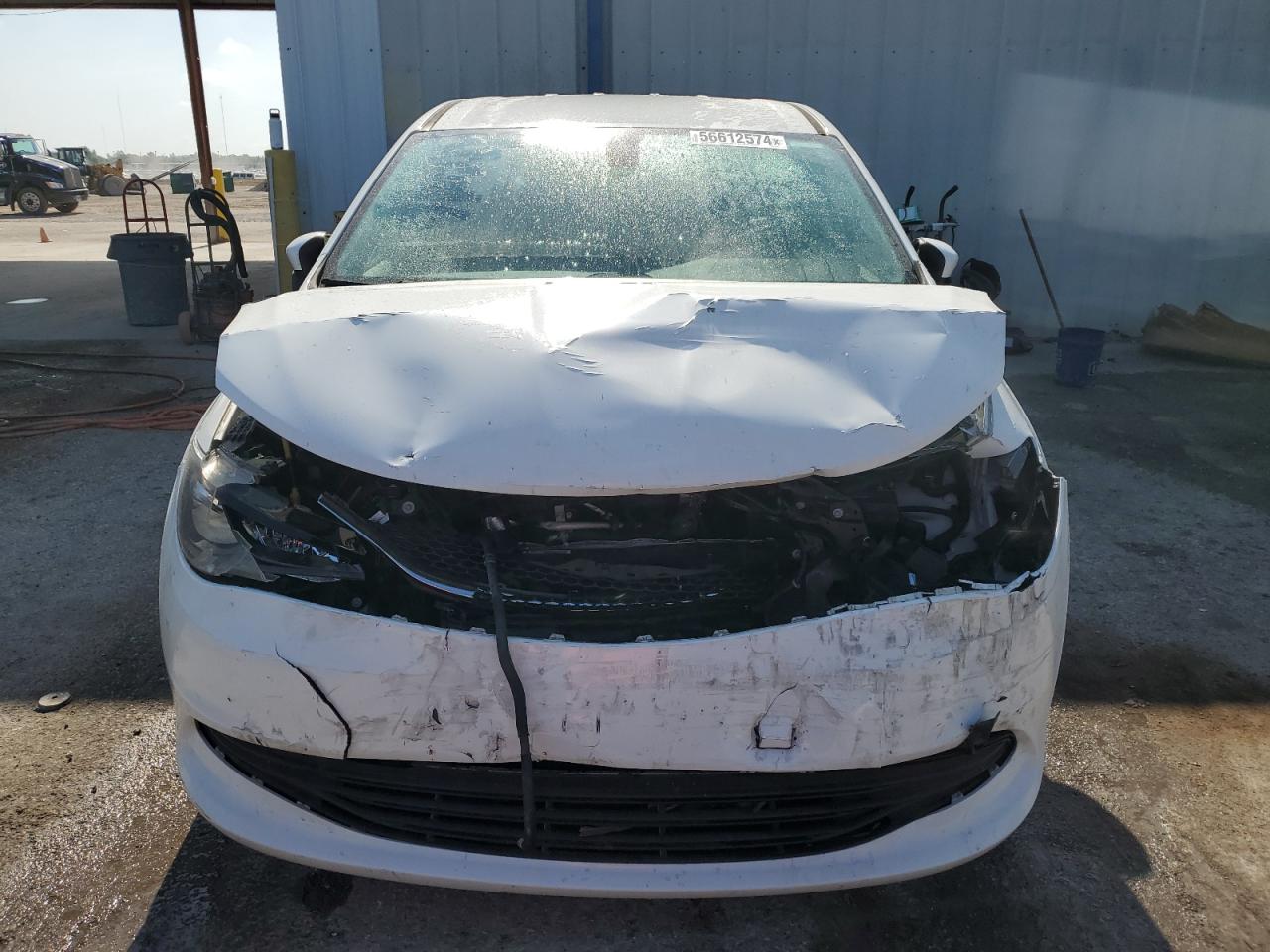 Photo 4 VIN: 2C4RC1DG1HR521144 - CHRYSLER PACIFICA 