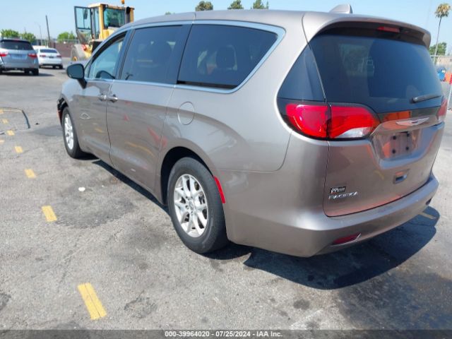 Photo 2 VIN: 2C4RC1DG2HR840553 - CHRYSLER PACIFICA 