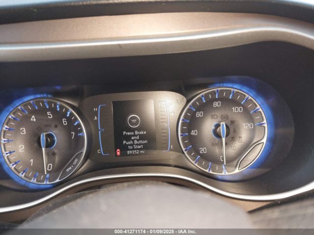 Photo 6 VIN: 2C4RC1DG2MR516092 - CHRYSLER VOYAGER 