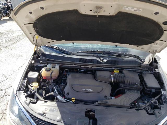 Photo 6 VIN: 2C4RC1DG3HR570992 - CHRYSLER PACIFICA 