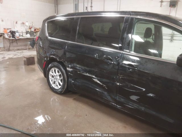 Photo 5 VIN: 2C4RC1DG3HR593009 - CHRYSLER PACIFICA 