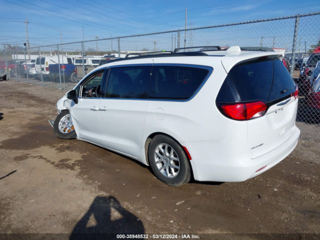 Photo 2 VIN: 2C4RC1DG3LR257319 - CHRYSLER VOYAGER 