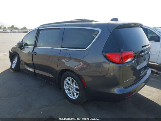 Photo 2 VIN: 2C4RC1DG3LR262715 - CHRYSLER VOYAGER 