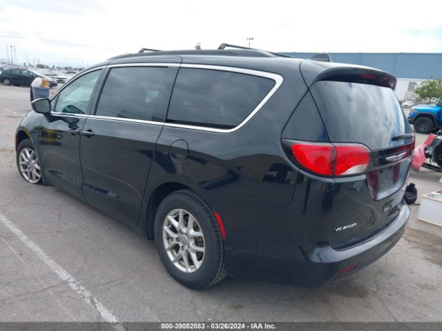 Photo 2 VIN: 2C4RC1DG3LR264951 - CHRYSLER VOYAGER 