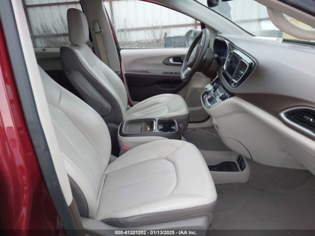 Photo 4 VIN: 2C4RC1DG3MR546783 - CHRYSLER VOYAGER 