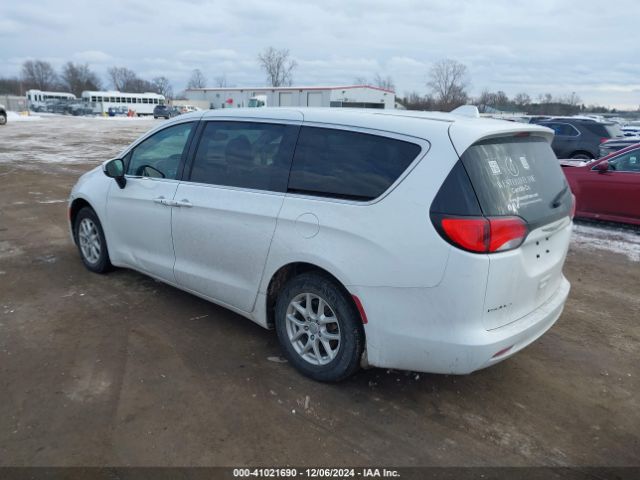 Photo 2 VIN: 2C4RC1DG4HR507691 - CHRYSLER PACIFICA 