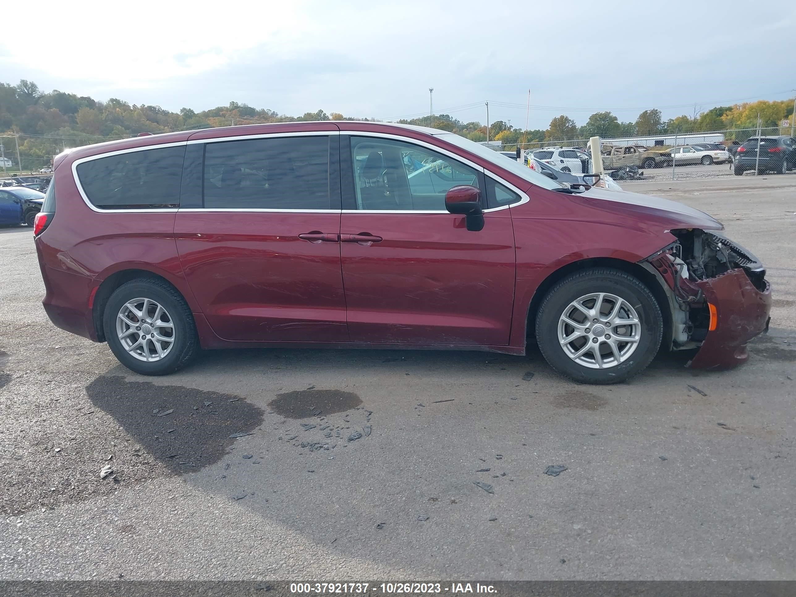 Photo 12 VIN: 2C4RC1DG4HR509053 - CHRYSLER PACIFICA 