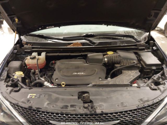 Photo 9 VIN: 2C4RC1DG4HR518562 - CHRYSLER PACIFICA 