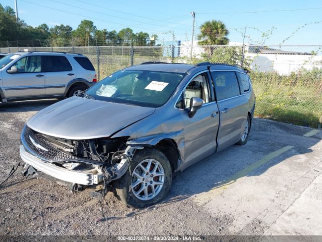 Photo 1 VIN: 2C4RC1DG4LR286117 - CHRYSLER VOYAGER 