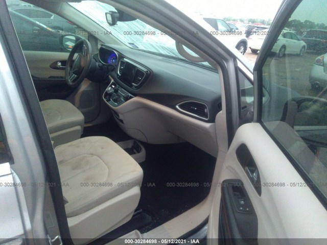 Photo 4 VIN: 2C4RC1DG5HR510924 - CHRYSLER PACIFICA 