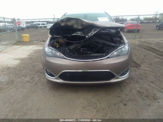 Photo 5 VIN: 2C4RC1DG5HR654540 - CHRYSLER PACIFICA 