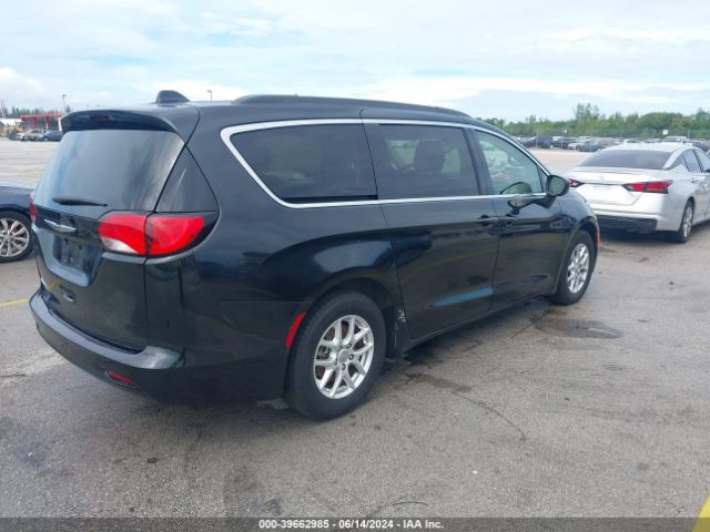 Photo 3 VIN: 2C4RC1DG5LR260674 - CHRYSLER VOYAGER 