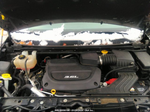 Photo 9 VIN: 2C4RC1DG6HR565298 - CHRYSLER PACIFICA 