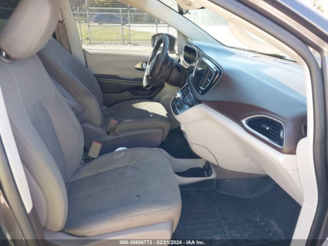 Photo 4 VIN: 2C4RC1DG6HR836974 - CHRYSLER PACIFICA 