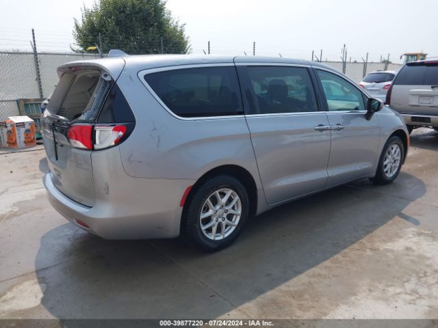 Photo 3 VIN: 2C4RC1DG7HR611284 - CHRYSLER PACIFICA 