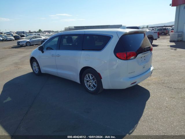 Photo 2 VIN: 2C4RC1DG7HR835851 - CHRYSLER PACIFICA 