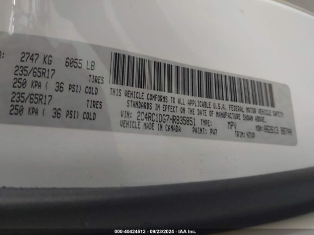 Photo 8 VIN: 2C4RC1DG7HR835851 - CHRYSLER PACIFICA 