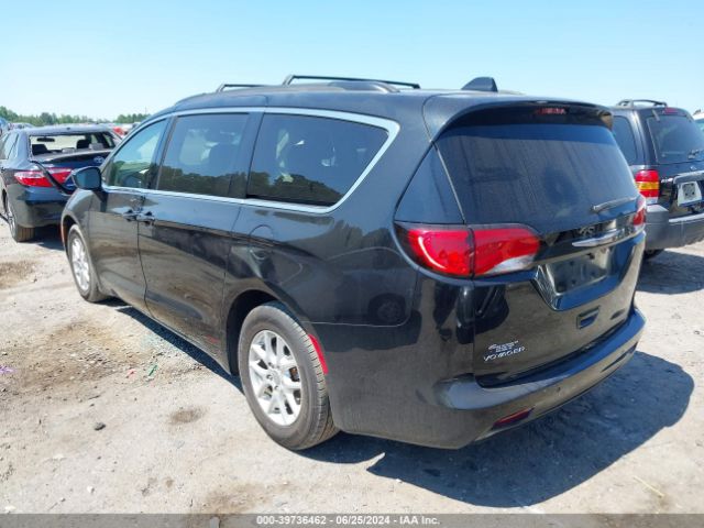 Photo 2 VIN: 2C4RC1DG7LR217325 - CHRYSLER VOYAGER 