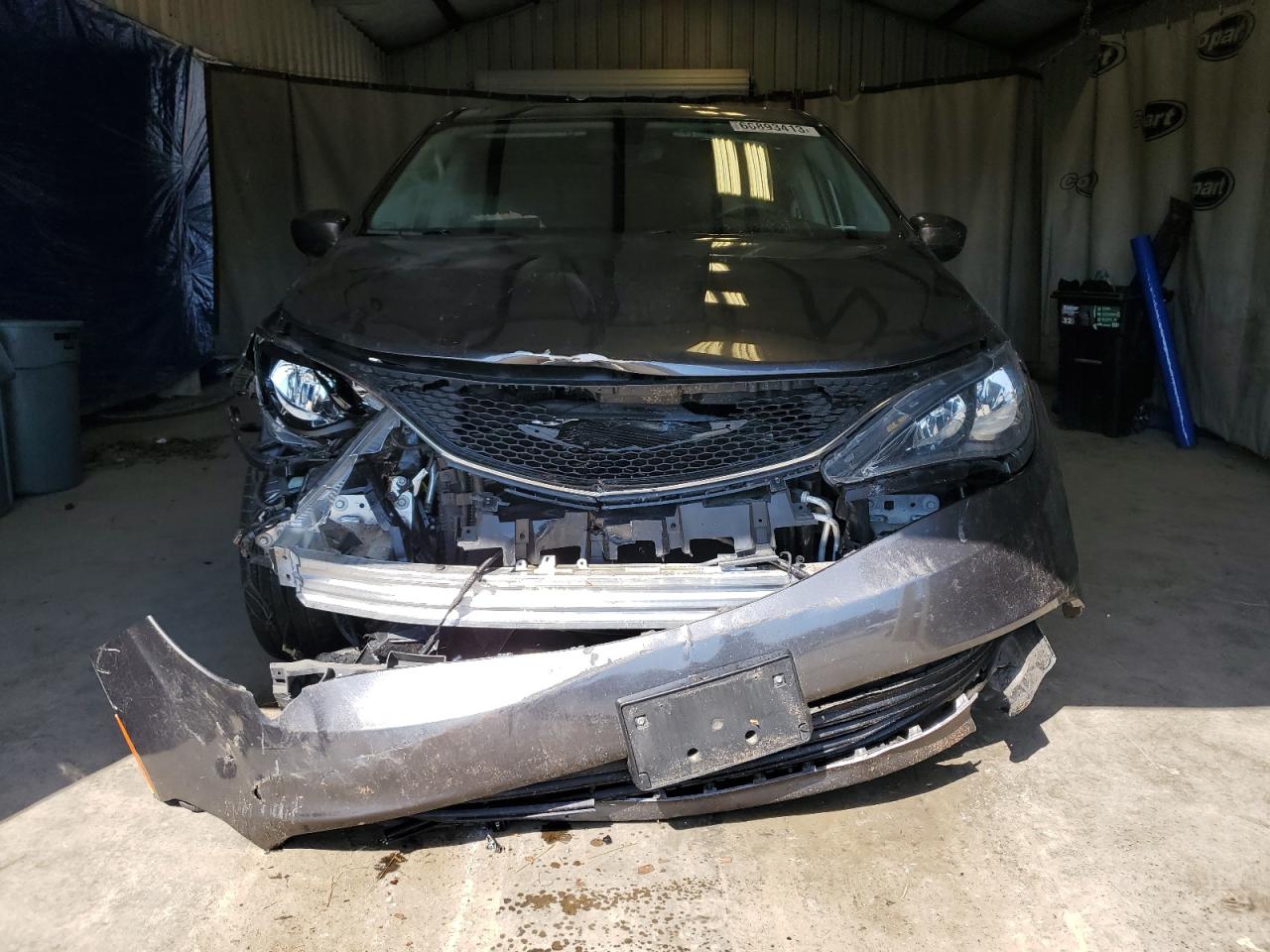 Photo 4 VIN: 2C4RC1DG8HR721633 - CHRYSLER PACIFICA 