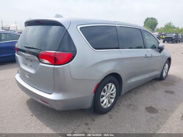 Photo 3 VIN: 2C4RC1DG8HR833431 - CHRYSLER PACIFICA 