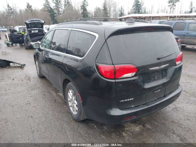 Photo 2 VIN: 2C4RC1DG8LR260863 - CHRYSLER VOYAGER 