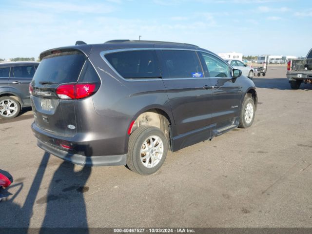 Photo 3 VIN: 2C4RC1DG8MR526626 - CHRYSLER VOYAGER 