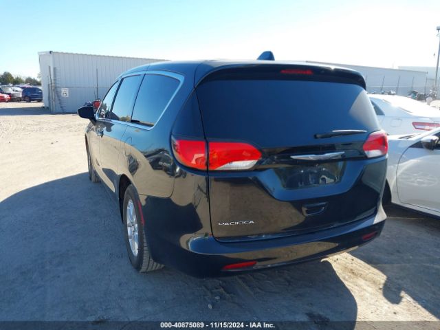 Photo 2 VIN: 2C4RC1DGXHR565336 - CHRYSLER PACIFICA 