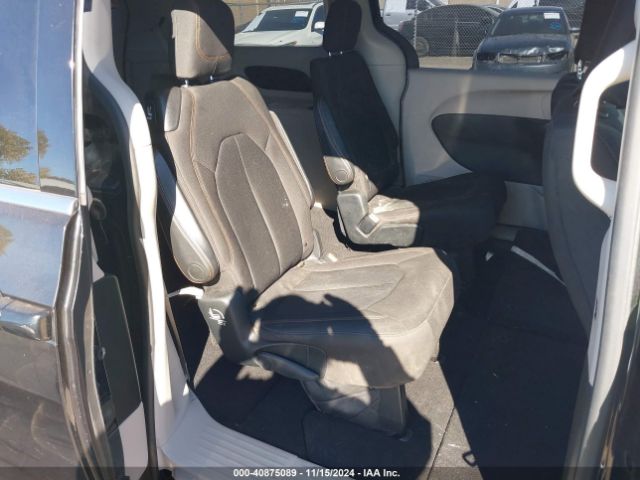 Photo 7 VIN: 2C4RC1DGXHR565336 - CHRYSLER PACIFICA 