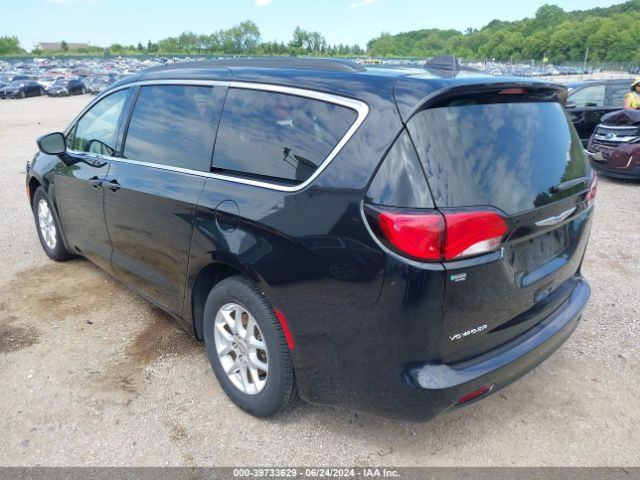 Photo 2 VIN: 2C4RC1DGXLR172512 - CHRYSLER VOYAGER 