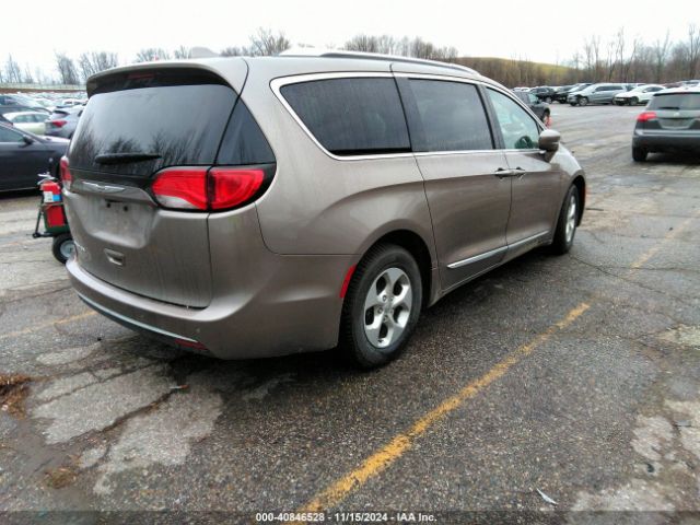 Photo 3 VIN: 2C4RC1EG0HR643587 - CHRYSLER PACIFICA 