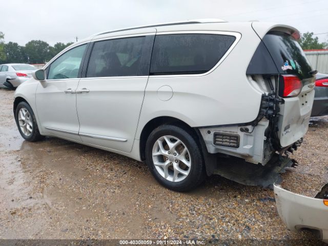 Photo 2 VIN: 2C4RC1EG0HR757007 - CHRYSLER PACIFICA 