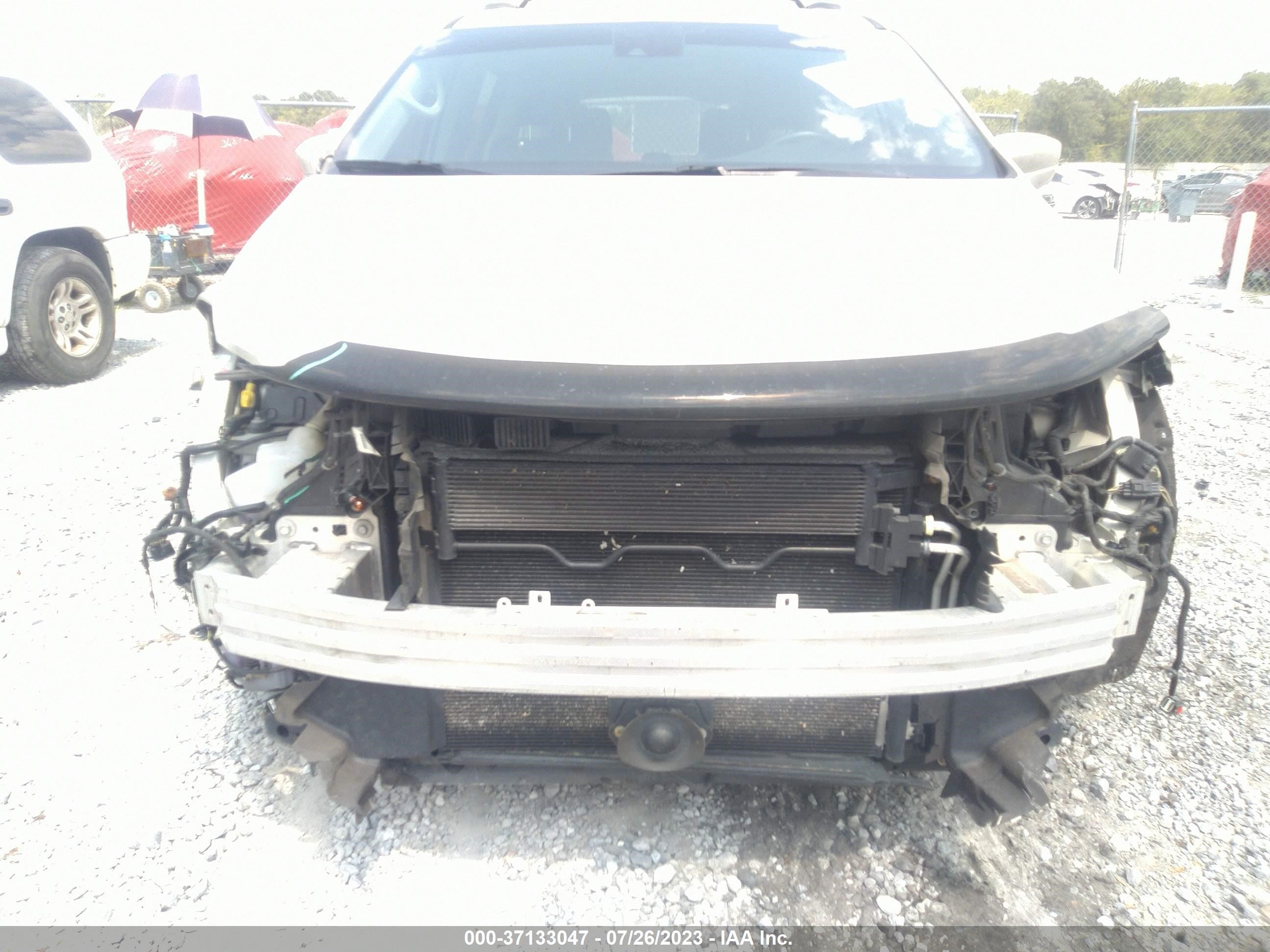 Photo 5 VIN: 2C4RC1EG1HR560024 - CHRYSLER PACIFICA 