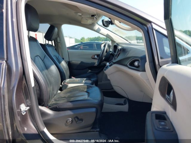 Photo 4 VIN: 2C4RC1EG1JR293036 - CHRYSLER PACIFICA 