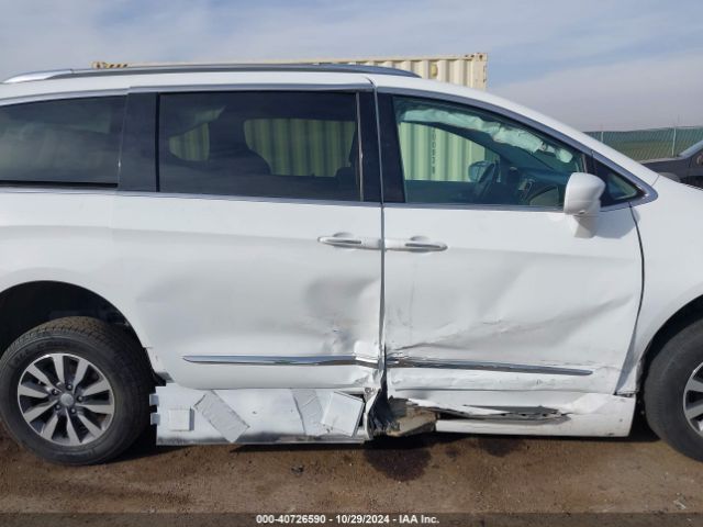 Photo 5 VIN: 2C4RC1EG1LR165835 - CHRYSLER PACIFICA 