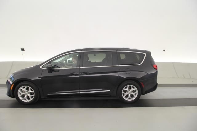 Photo 2 VIN: 2C4RC1EG2HR511365 - CHRYSLER PACIFICA 