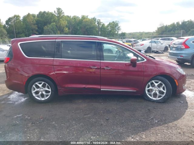 Photo 5 VIN: 2C4RC1EG2JR113532 - CHRYSLER PACIFICA 