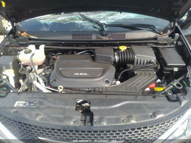 Photo 9 VIN: 2C4RC1EG2JR121730 - CHRYSLER PACIFICA 