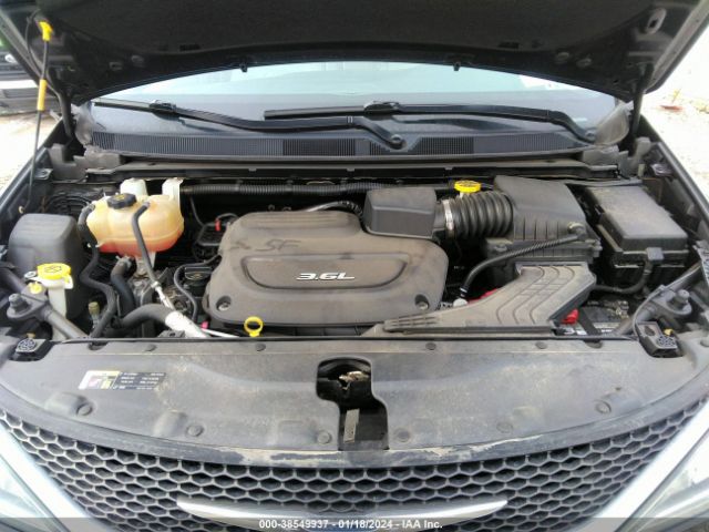 Photo 9 VIN: 2C4RC1EG3HR518986 - CHRYSLER PACIFICA 