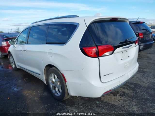 Photo 2 VIN: 2C4RC1EG3HR538641 - CHRYSLER PACIFICA 