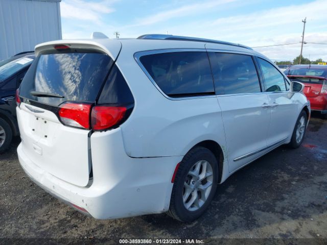 Photo 3 VIN: 2C4RC1EG3HR538641 - CHRYSLER PACIFICA 