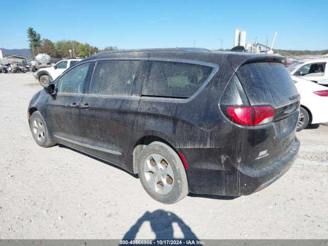 Photo 2 VIN: 2C4RC1EG3HR577133 - CHRYSLER PACIFICA 