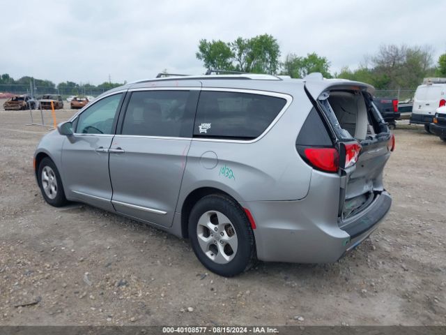 Photo 2 VIN: 2C4RC1EG3HR579867 - CHRYSLER PACIFICA 