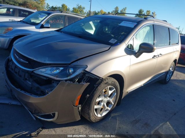 Photo 1 VIN: 2C4RC1EG3HR656706 - CHRYSLER PACIFICA 