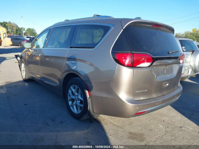 Photo 2 VIN: 2C4RC1EG3HR656706 - CHRYSLER PACIFICA 