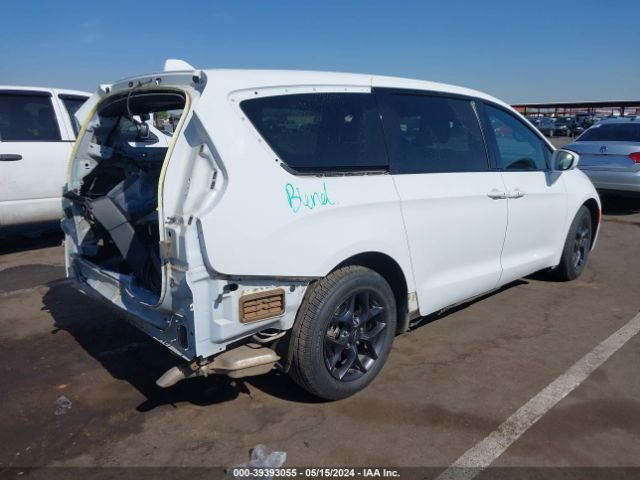 Photo 3 VIN: 2C4RC1EG3LR121867 - CHRYSLER PACIFICA 